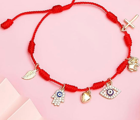 Amulet bracelet