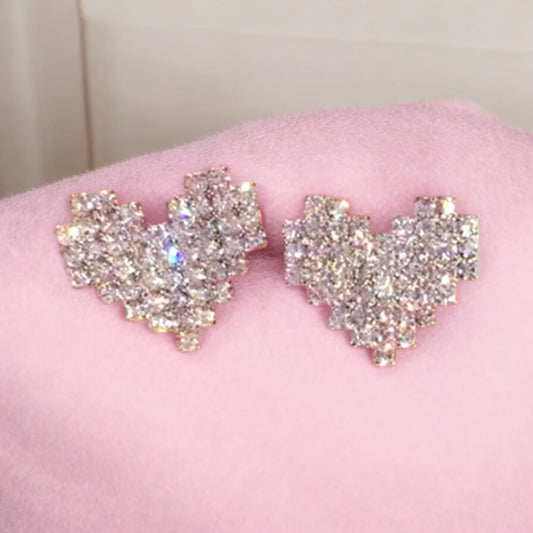 Stud heart earrings