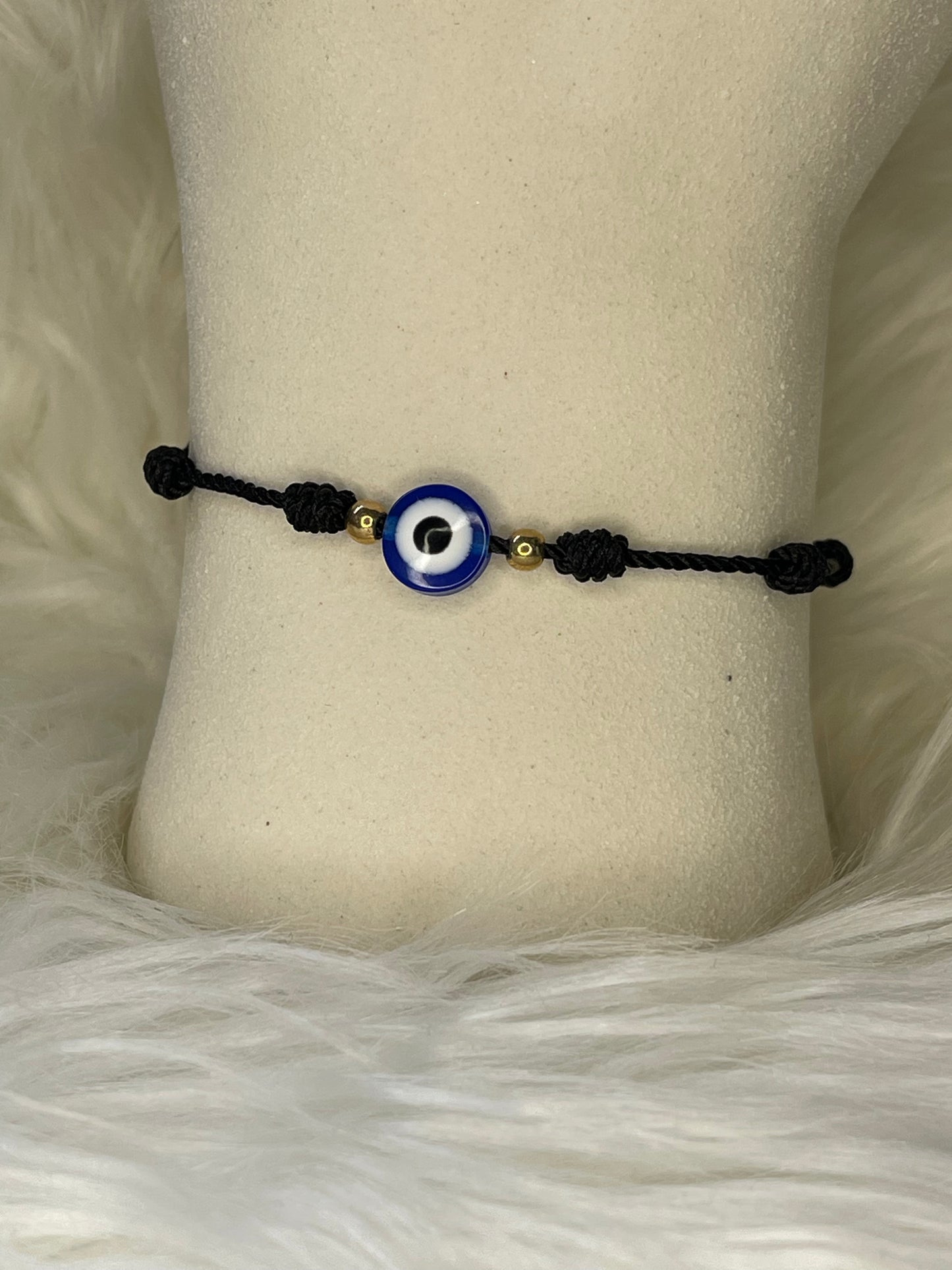 7 knots Protection bracelet (black)